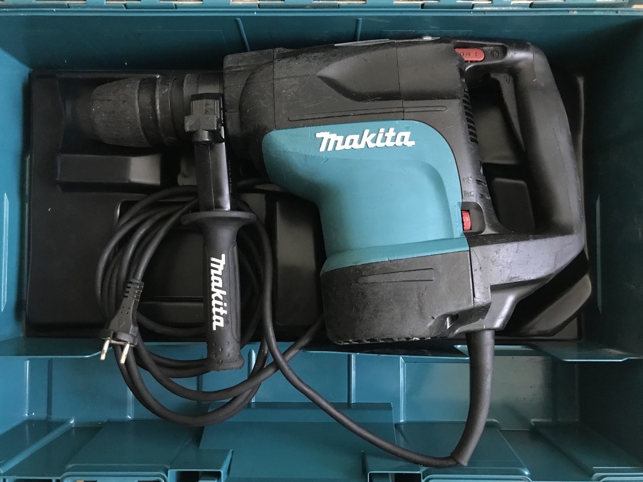 Авито инструмент бу. Перфоратор Макита 4501с. Makita hr4501c (hr4501c). Перфоратор Макита HR 4501с. Перфоратор Makita SDS Max 4501.