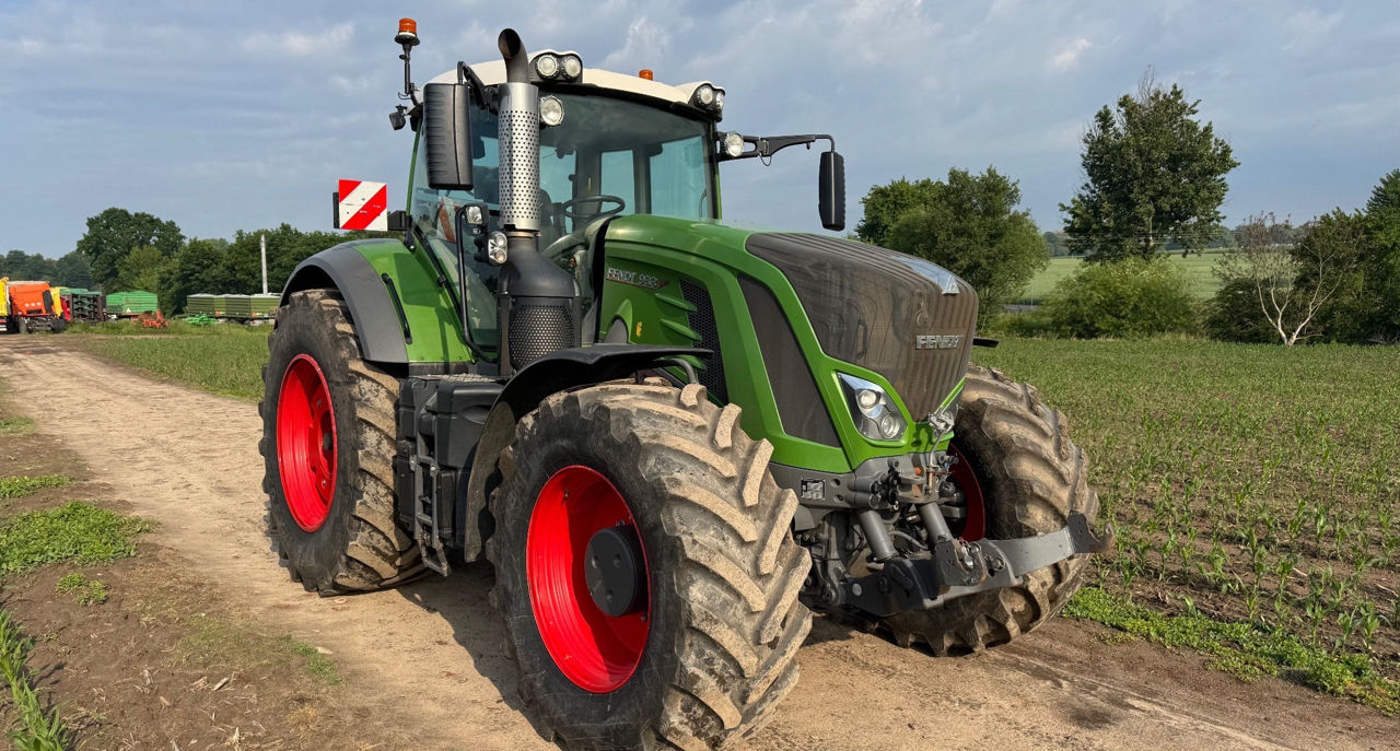 Fendt 933 foto 2