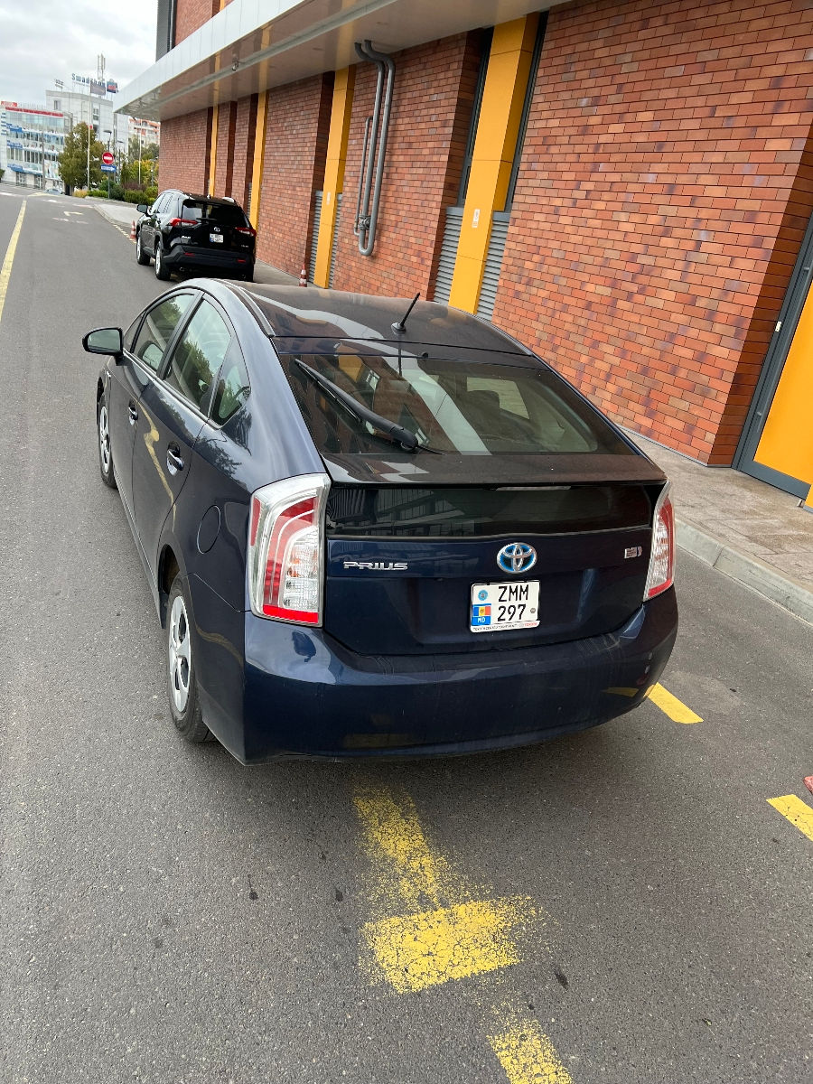 Toyota Prius foto 5