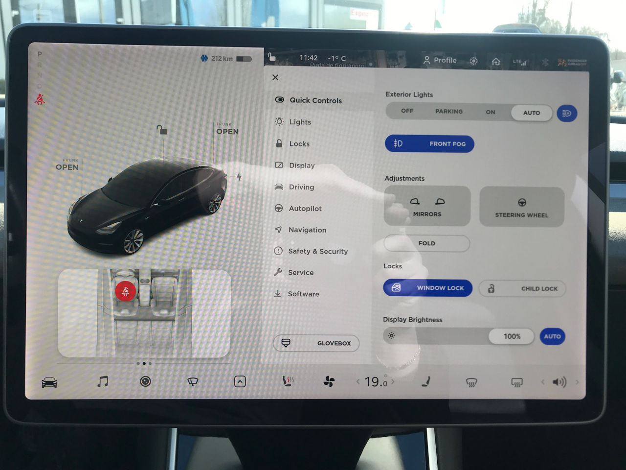 Tesla Model 3 foto 15