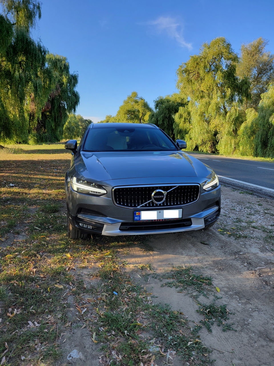Volvo V90 Cross Country