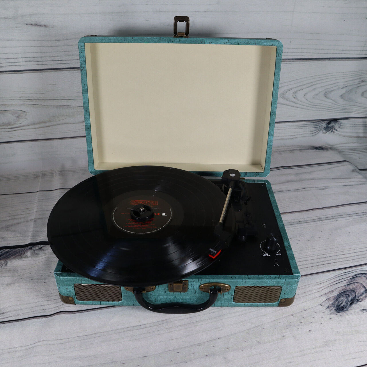 New!!! Digitnow Vinyl Pick-up / Bluetooth / Переносные Чемонданчики / / Есть Разные Пластинки фото 6