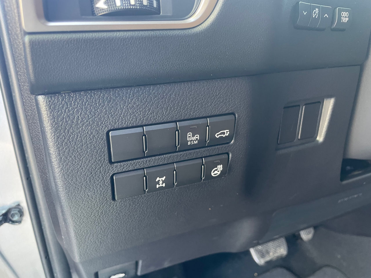 Lexus NX Series foto 16