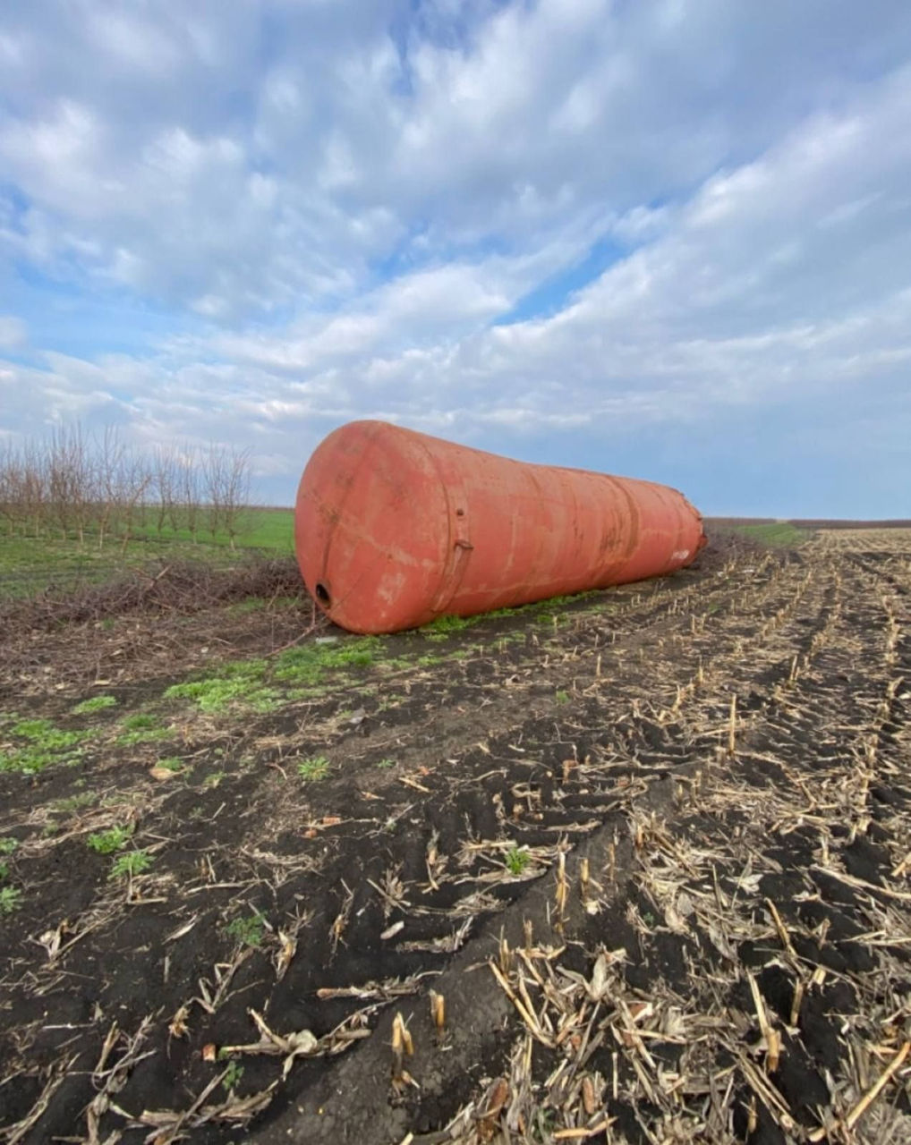 Cisternă 100m3/Резервуар 100м3/Posibil și schimb pe cereale foto 1