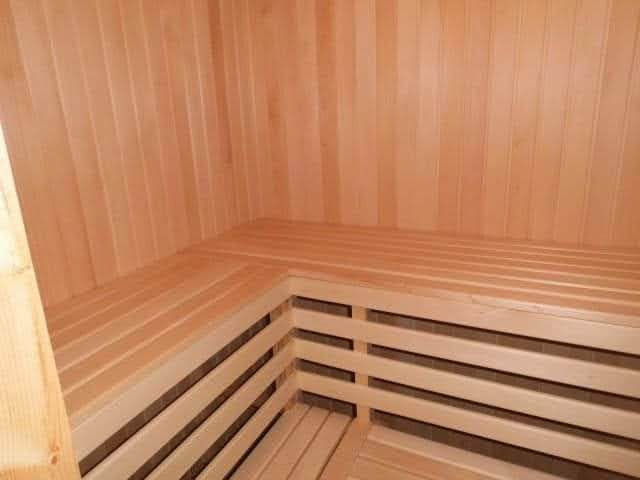 Case din lemn,mansarde,terase,foișoare,saune,acoperișuri foto 8