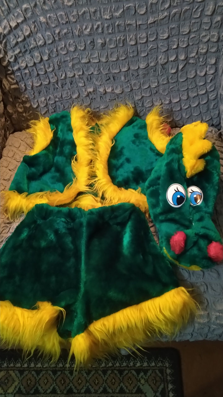 Костюм динозаврика, 2-5лет