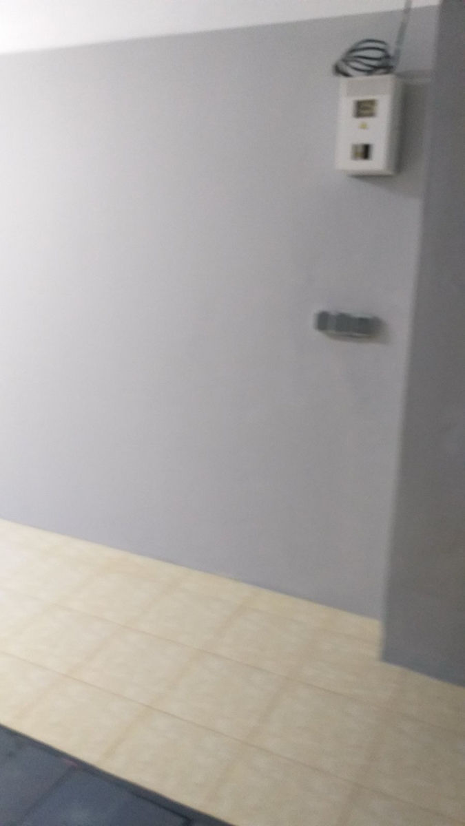 Se ofera spre chirie garaj in centeu (ciuflea) foto 1