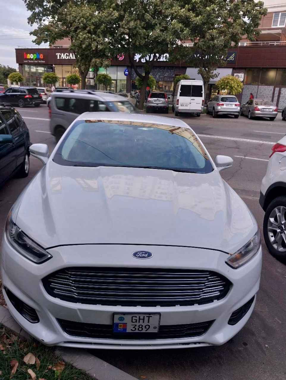 Ford Fusion foto 0