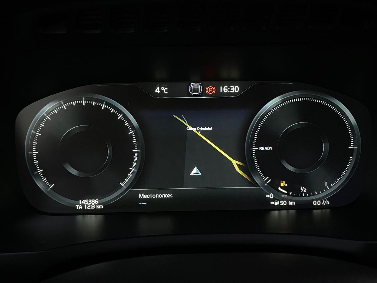 Volvo XC90 foto 9