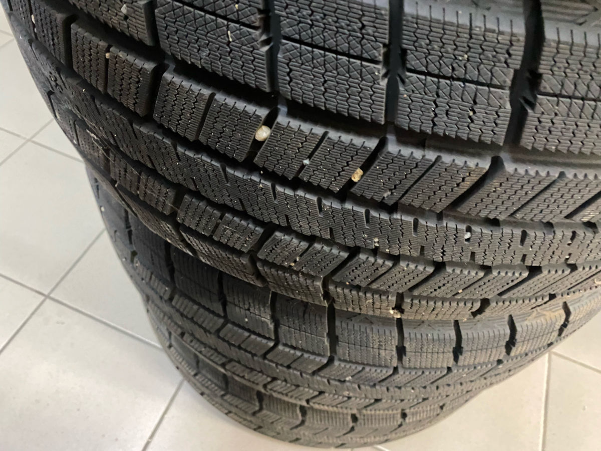255/45R19