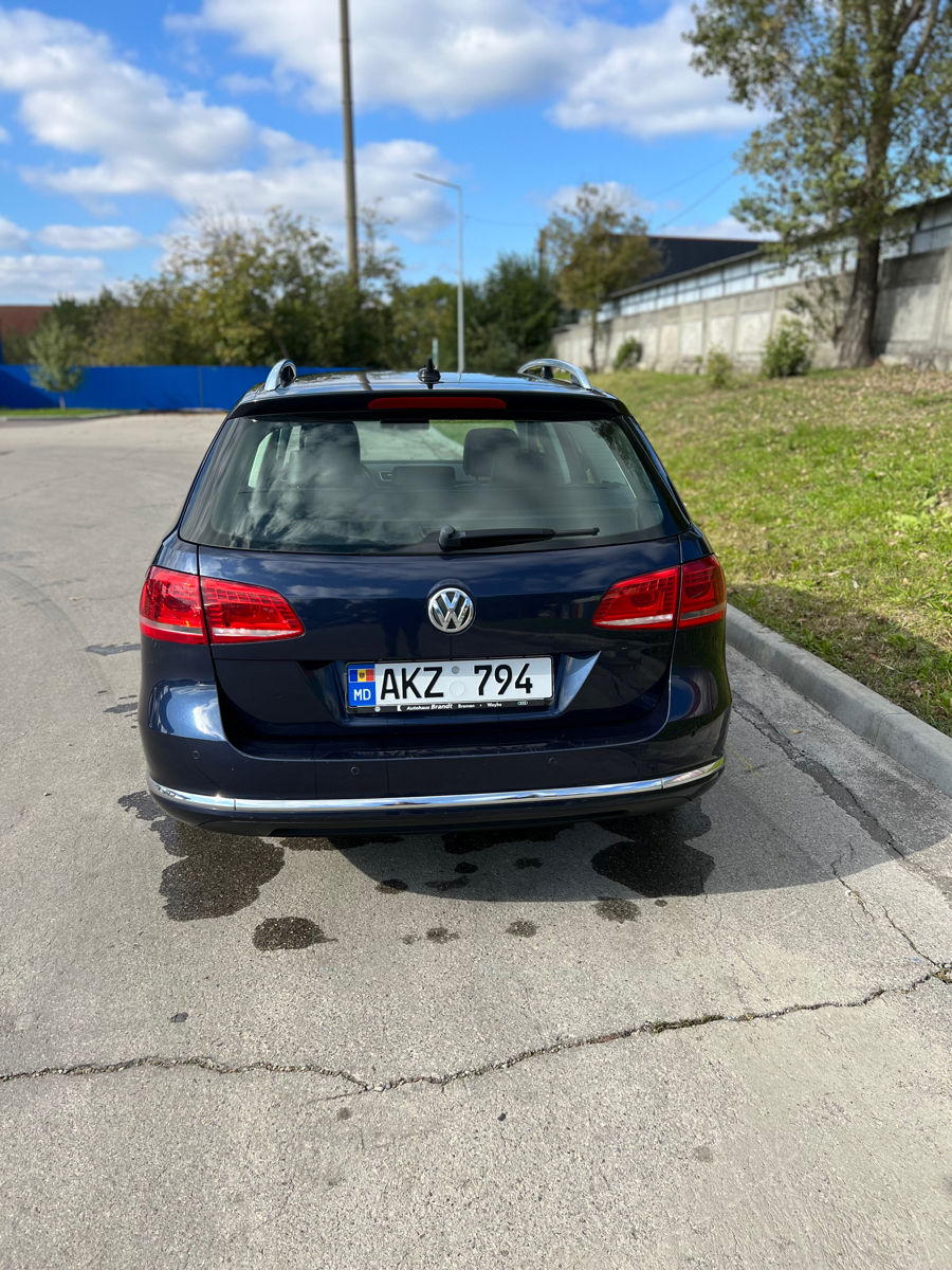 Volkswagen Passat foto 2