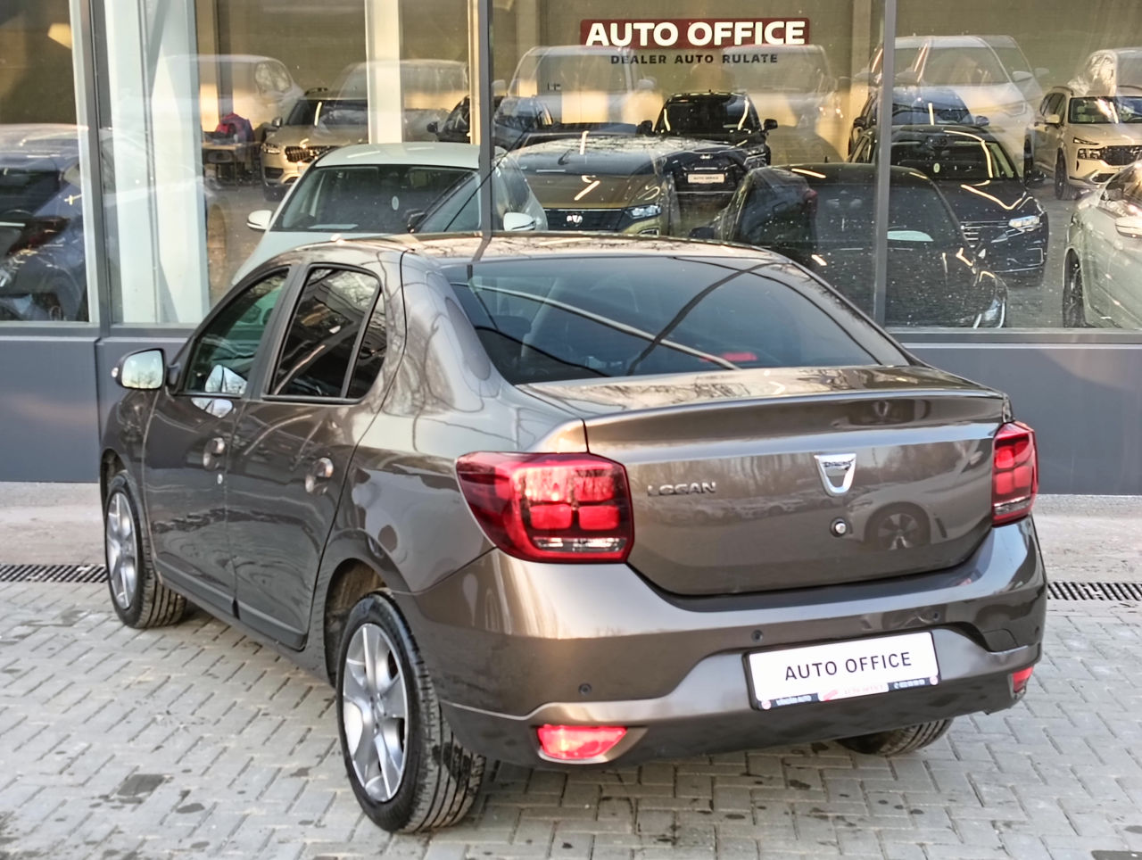 Dacia Logan foto 4