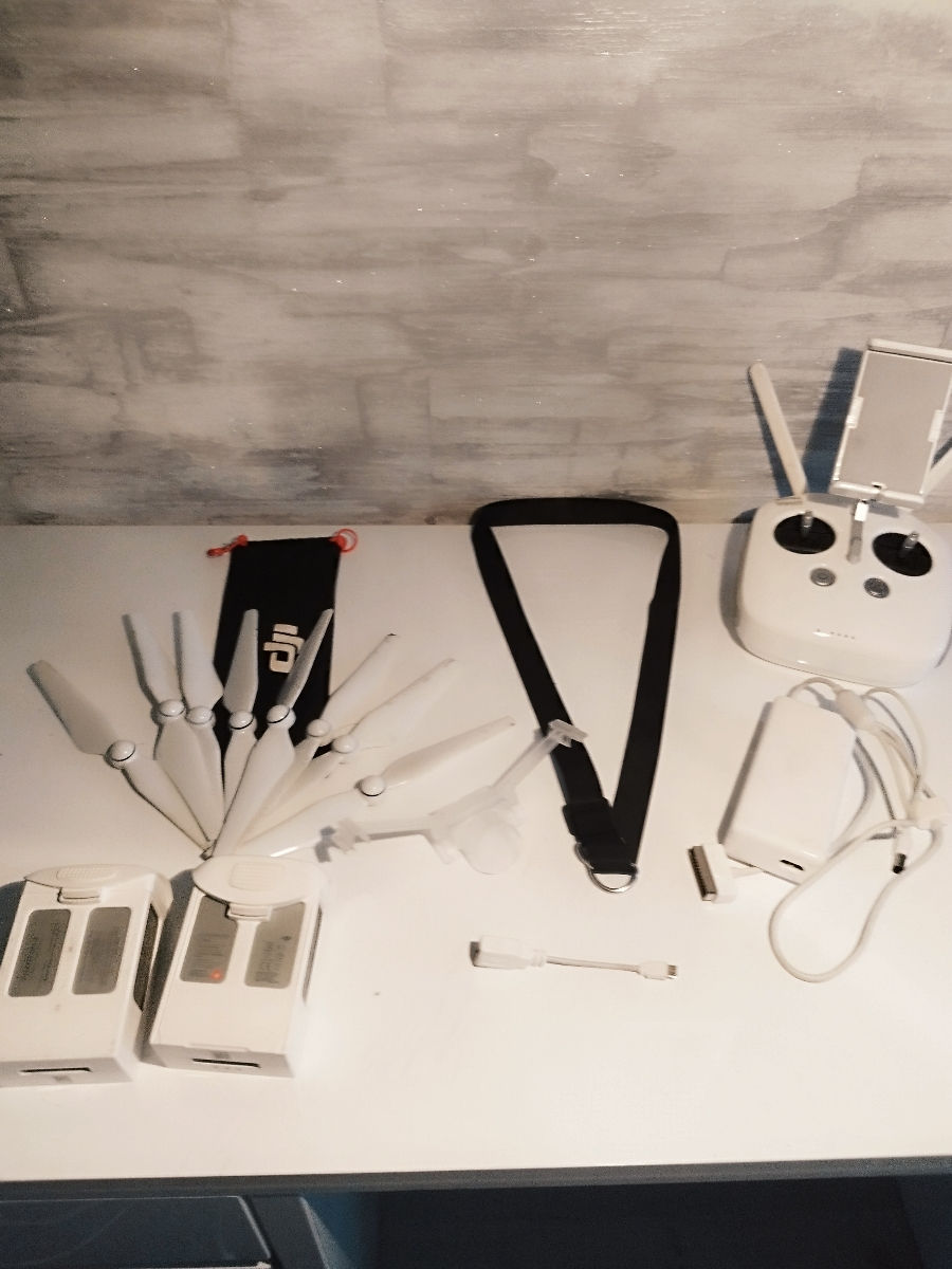 Drona Dji phantom 4  foto 4