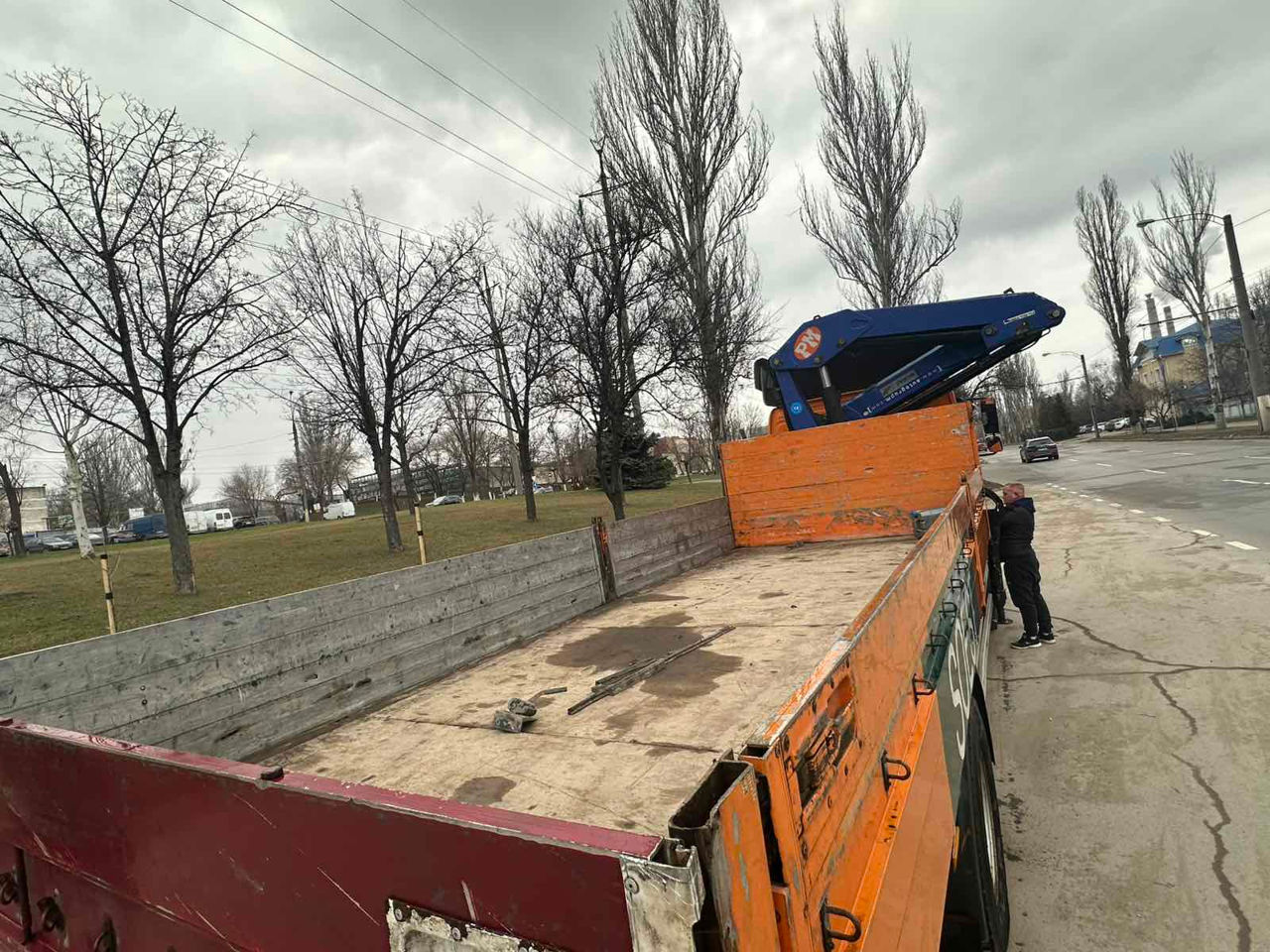 Închiriere automacara manipulator foto 2