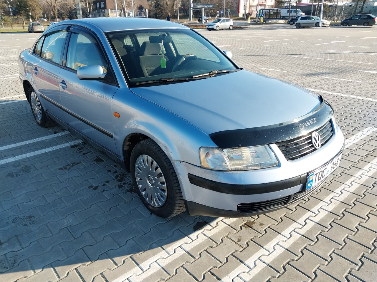 Volkswagen Passat foto 3