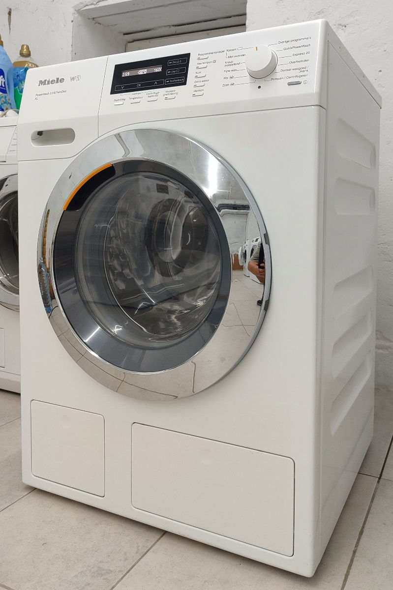 Стиральная машина Miele W1 foto 3