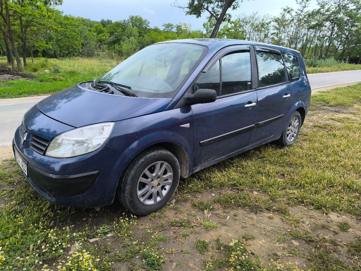 Renault Grand Scenic foto 0