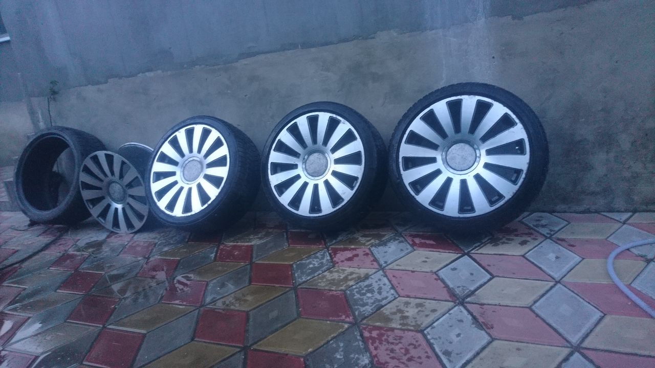 Diskuri+caucikuri R18 5,100. 5, 110