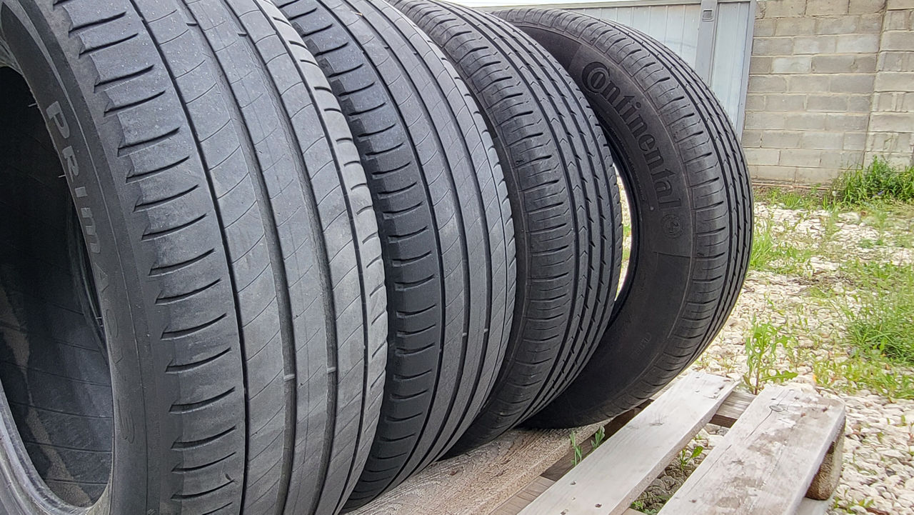 R17 225/60 Continental/Michelin foto 2