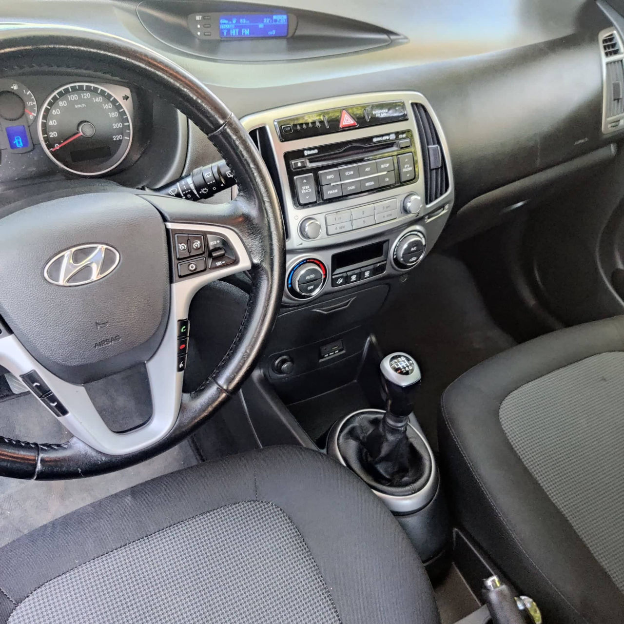 Hyundai i20 foto 6