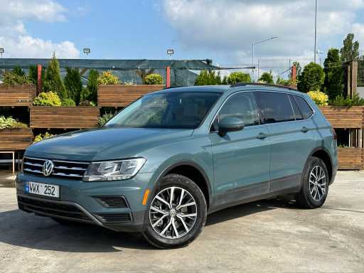 Volkswagen Tiguan 7 Locuri - Chirie auto chisinau foto 0