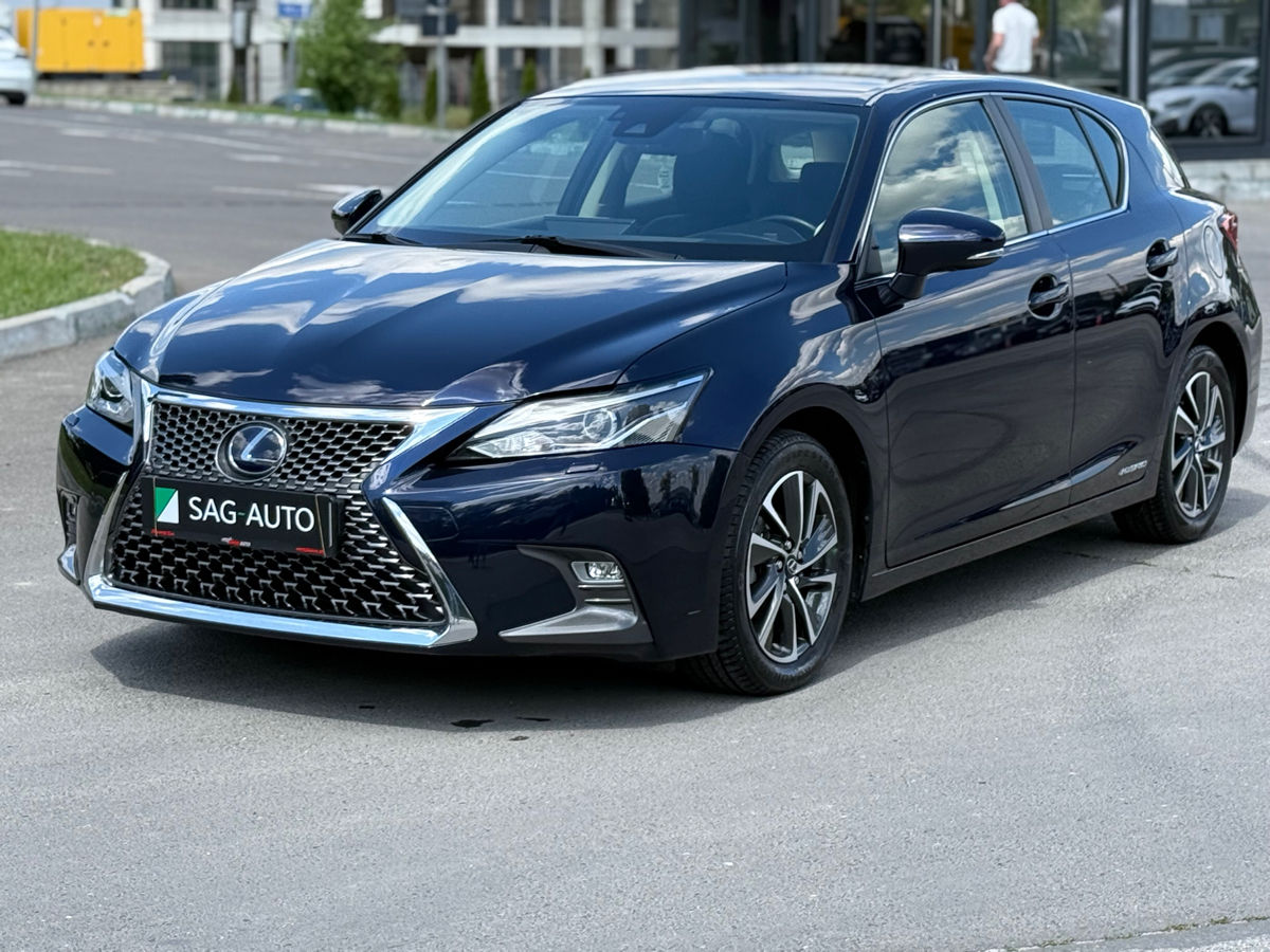 Lexus CT Series an. 2020