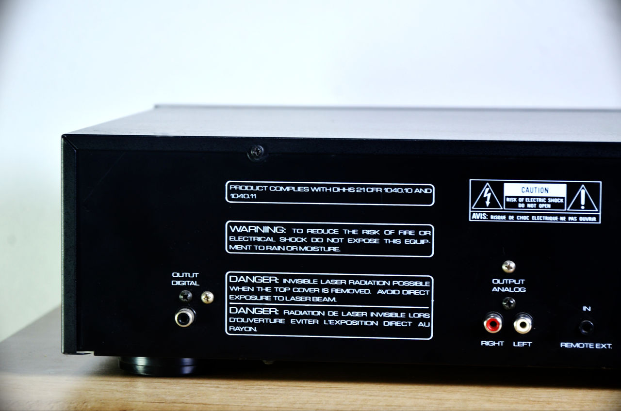 ROTEL CD 945 6 Disc Compact Disc Player фото 6