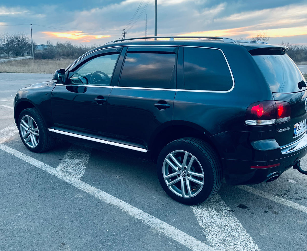 Volkswagen Touareg foto 5