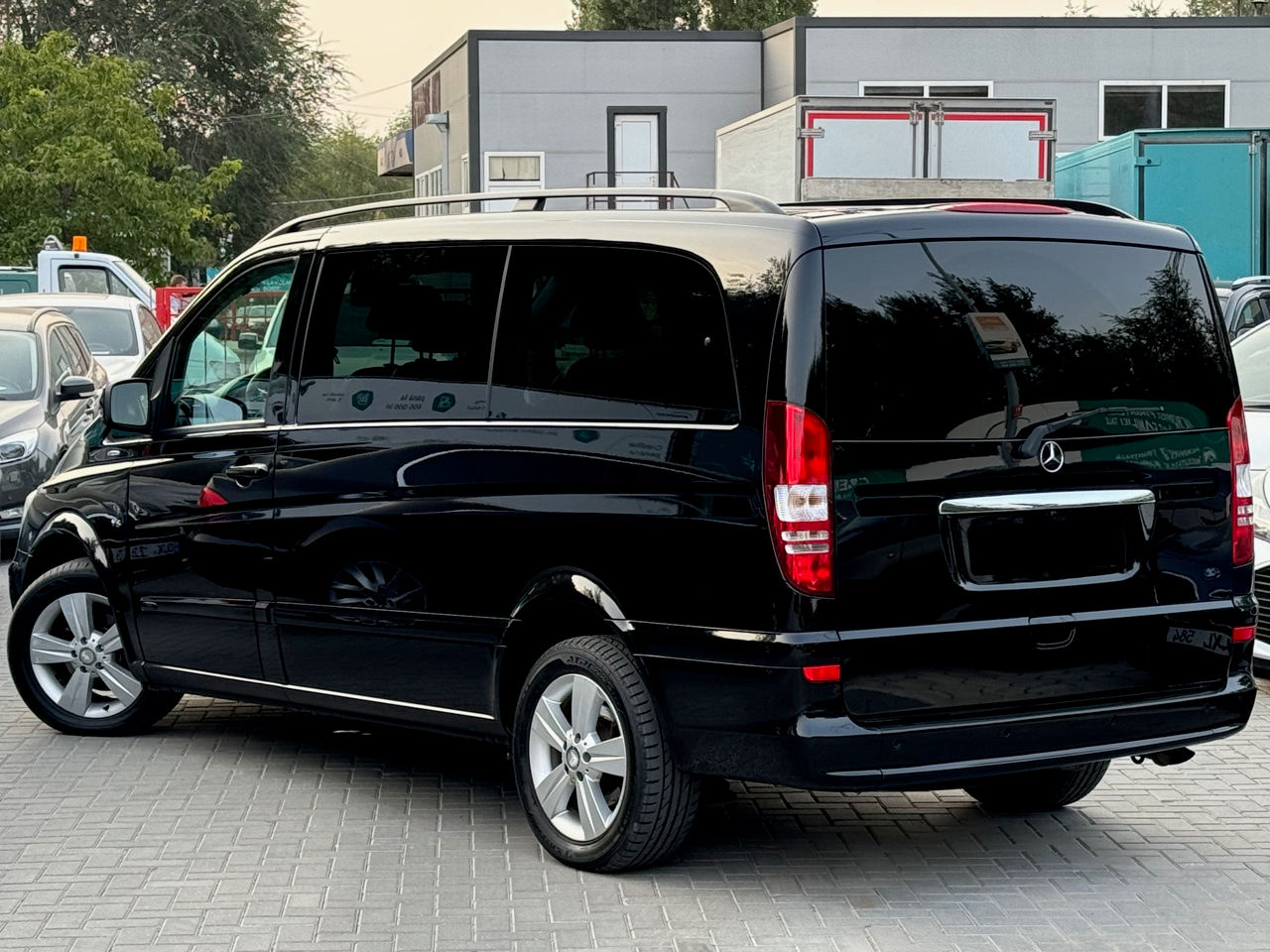 Mercedes Viano фото 4
