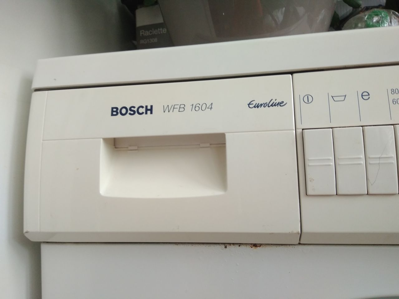 Bosch WF1604 в отличном состоянии.