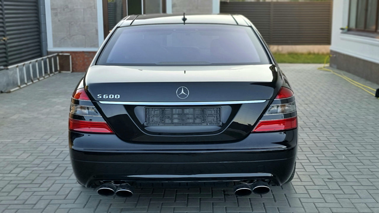 Mercedes S-Class