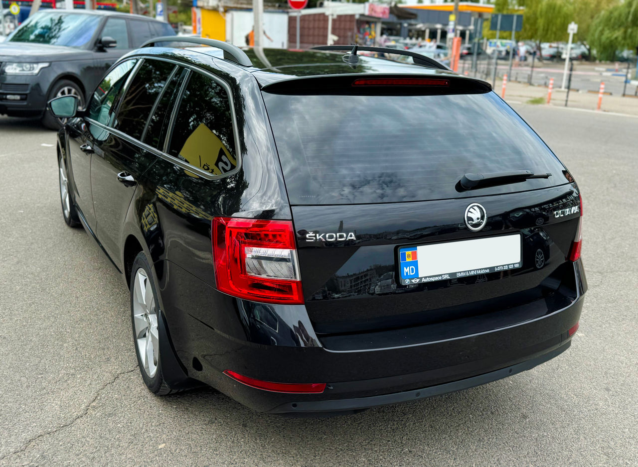 Skoda Octavia foto 6