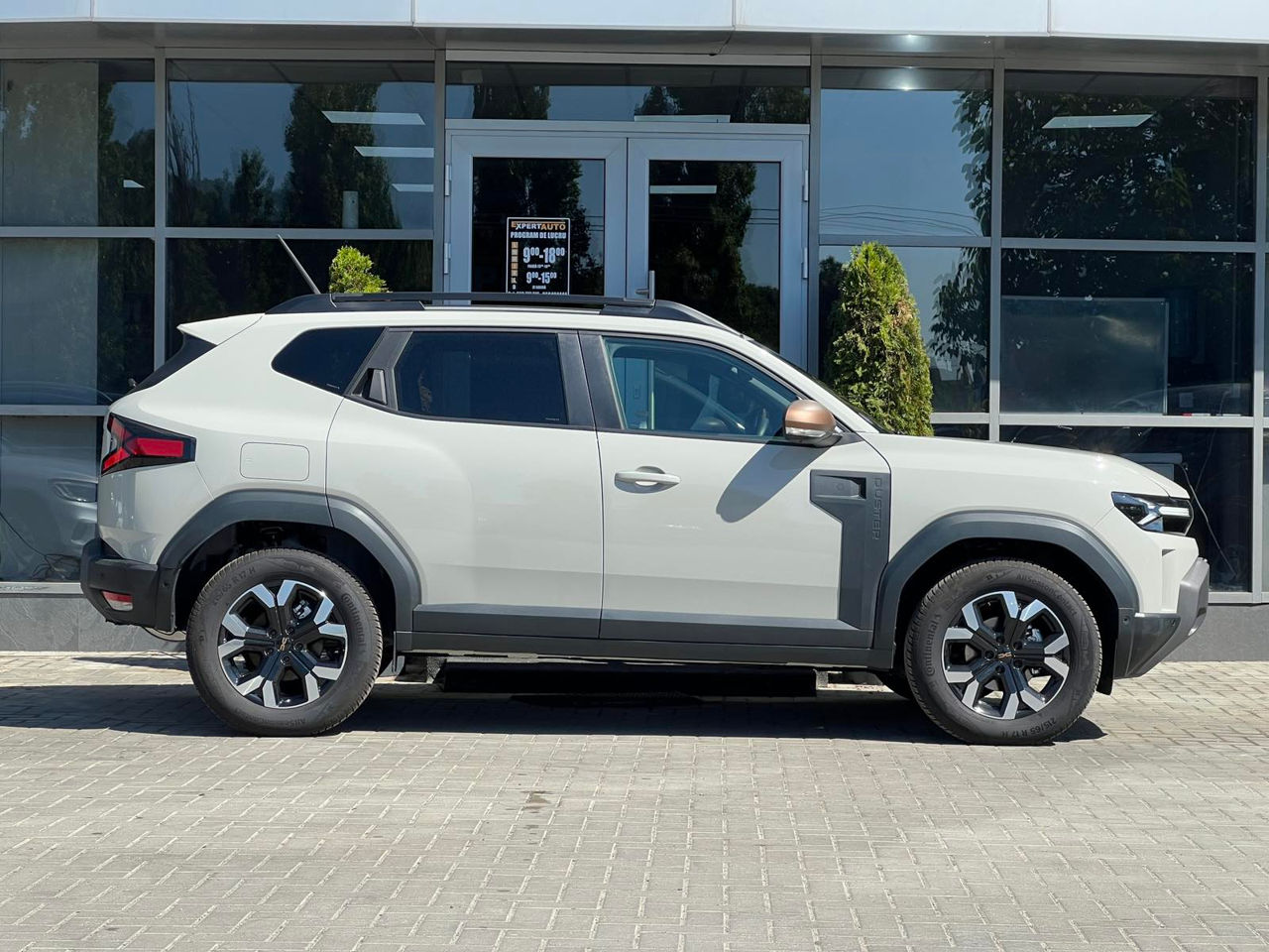 Dacia Duster — фото 5