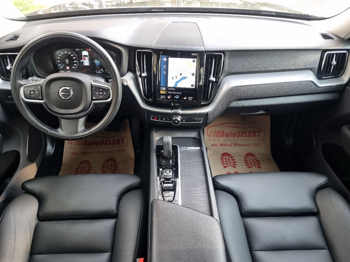 Volvo XC60 2021 photo 11