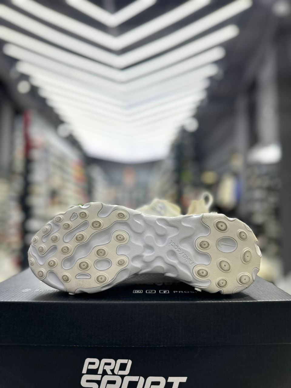 Adidasi Nike React Element 55 foto 4