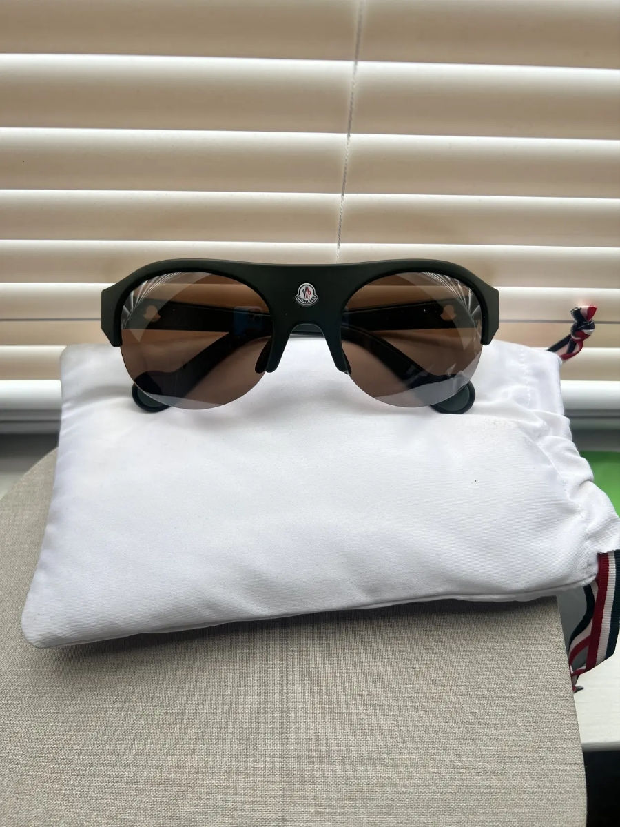 Moncler glasses  foto 0