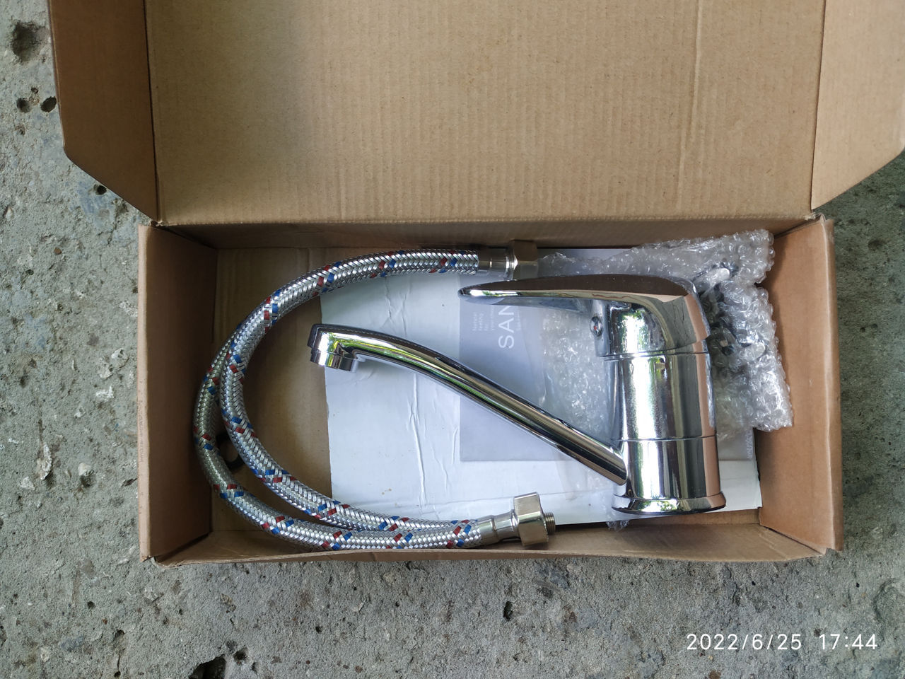 Смесители рабочие, в отличном состоянии, латунные