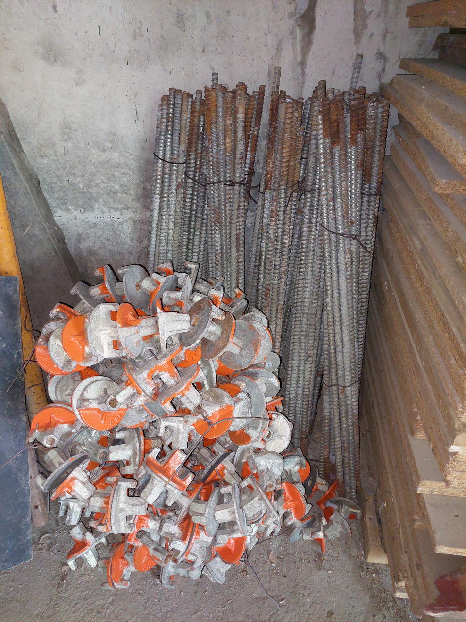 Arenda cofraje si popi. Опалубка и стойки. Ieftin! foto 18