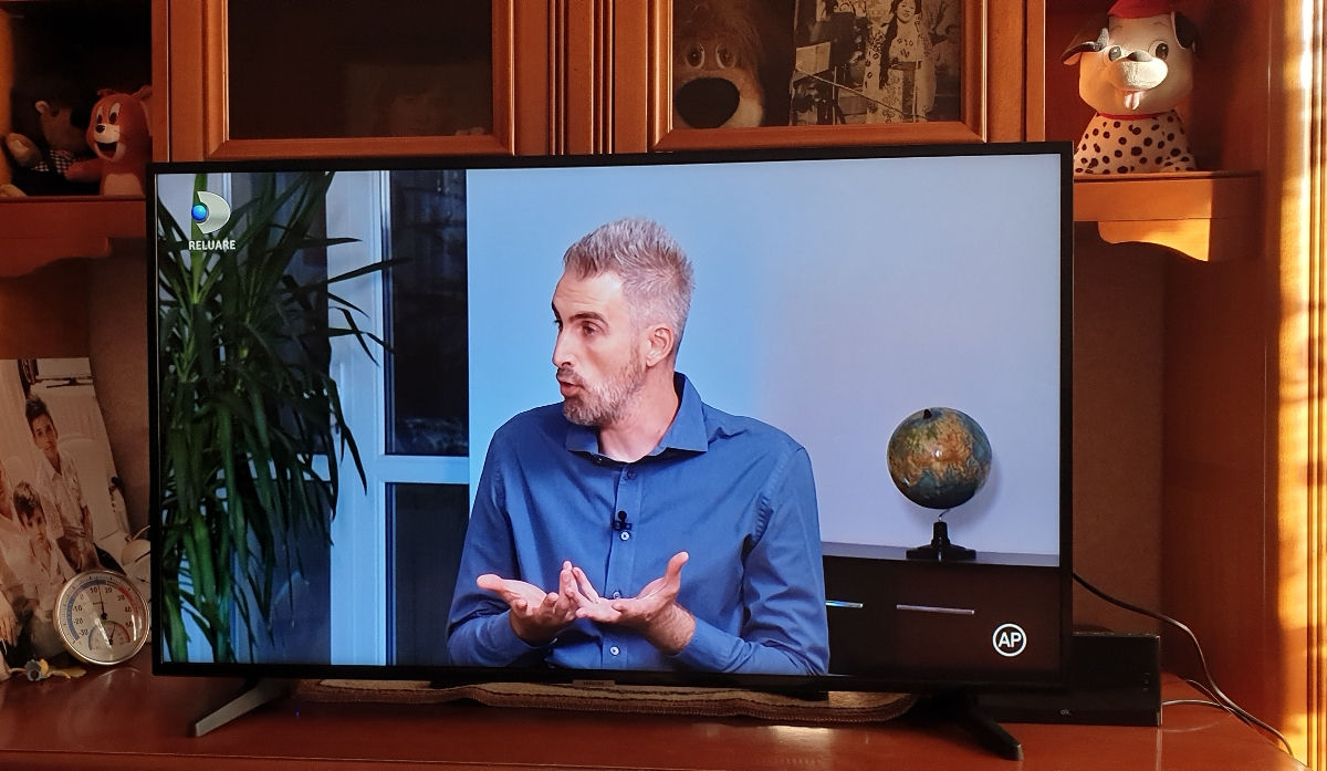 Vind televizor Samsung Smart -Led diagonala 110 cm stare excelentă ,funcțional . фото 0
