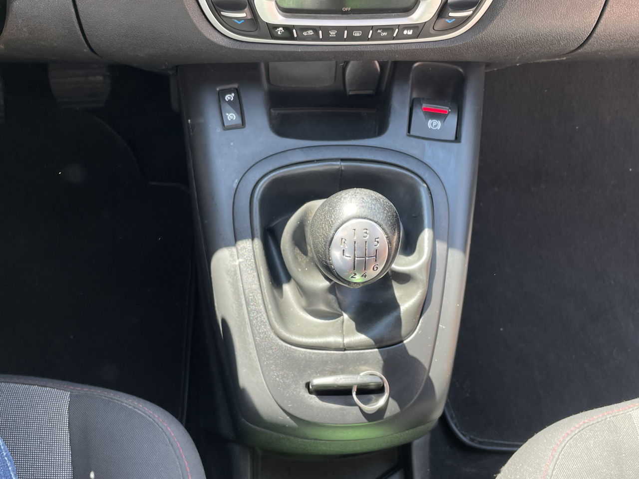 Renault Scenic foto 14