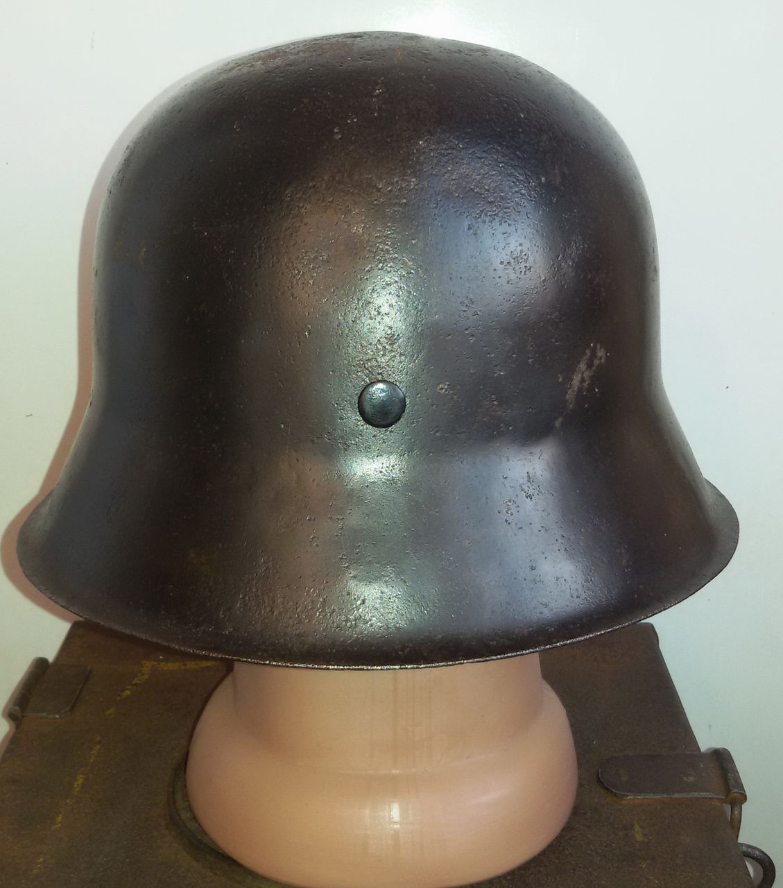 Немецкая каска М42