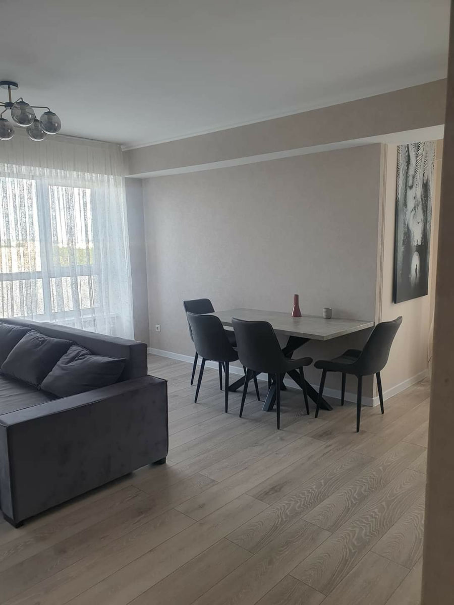 Apartament cu 2 camere, 85 m², Centru, Chișinău foto 7