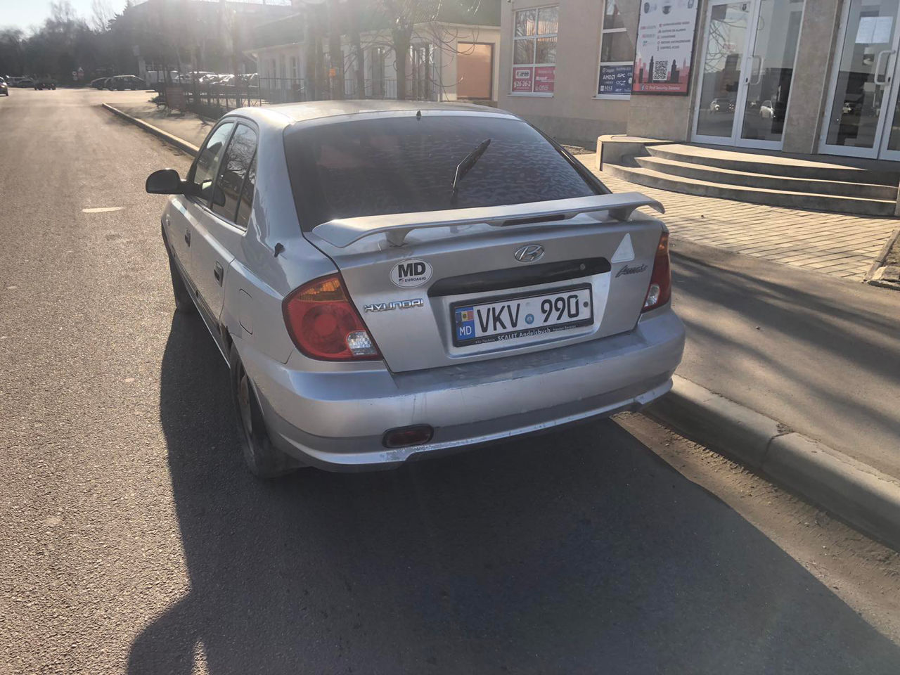 Hyundai Accent foto 3