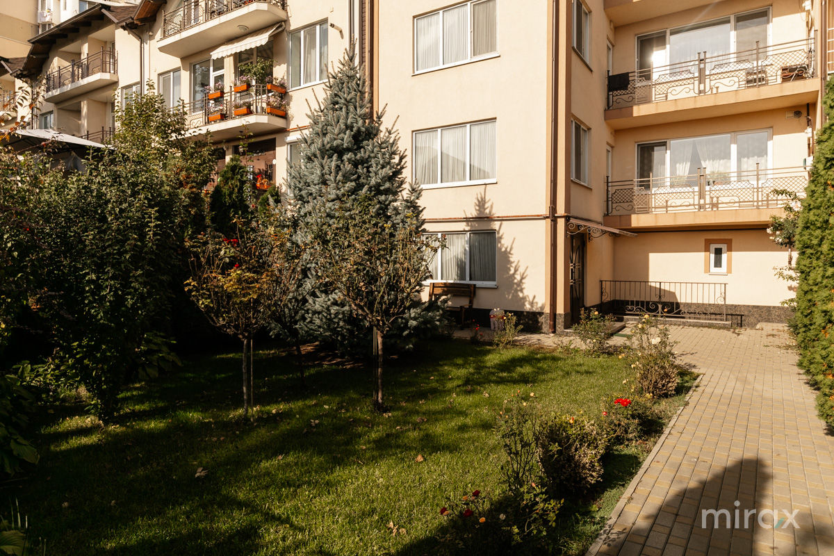 Apartament cu 2 camere, 93 m², Botanica, Chișinău foto 17