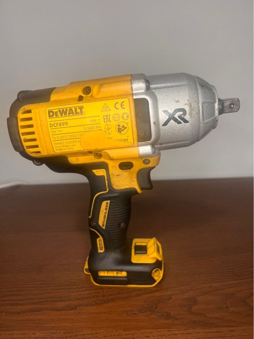 Dewalt DCF 899