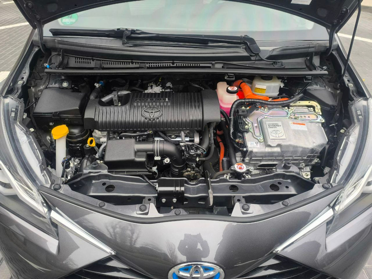 Toyota Yaris foto 4