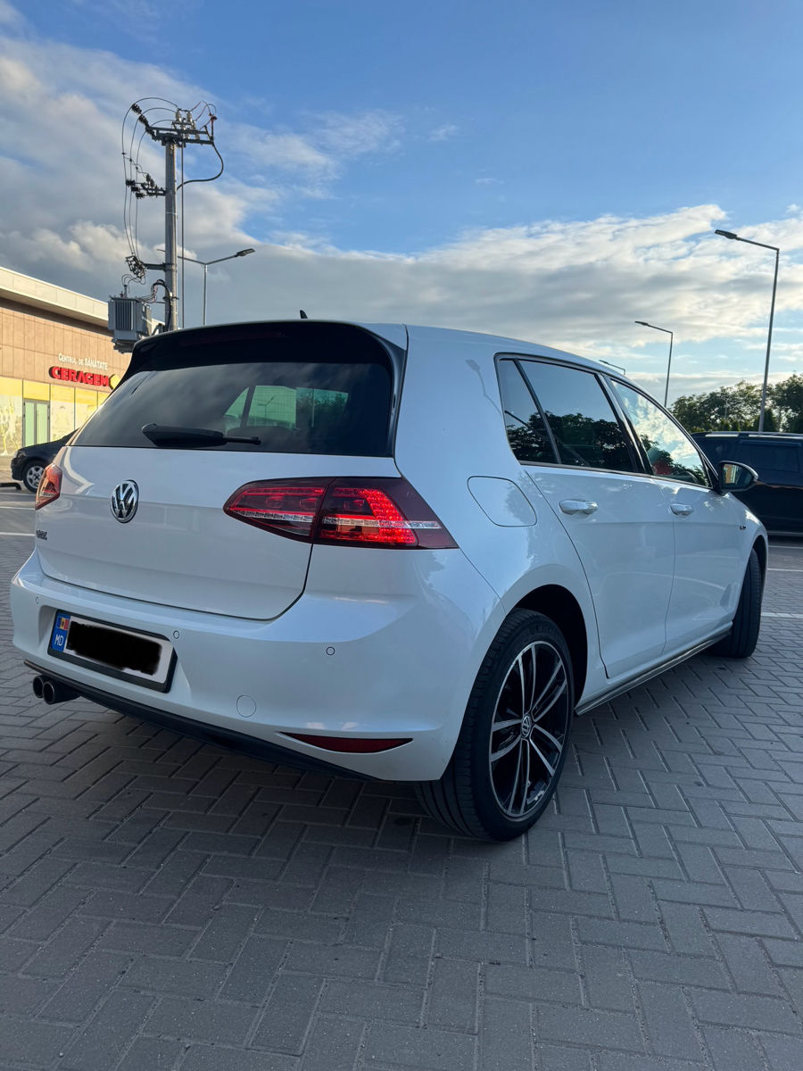 Volkswagen Golf foto 6