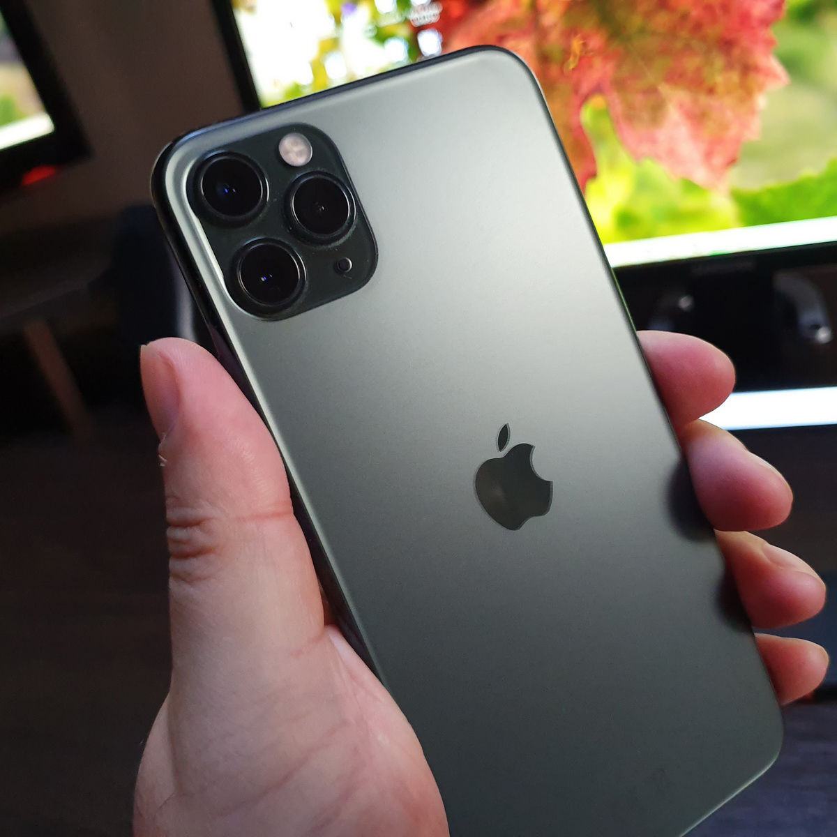 iPhone 11 Pro Max 64 GB от 669 лей в месяц! Как новый!