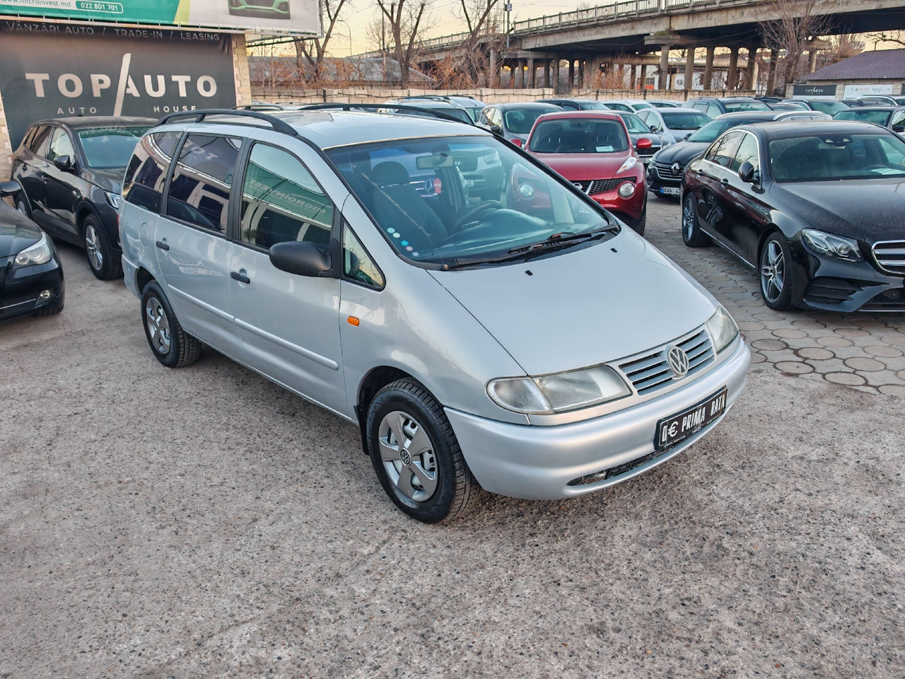 Volkswagen Sharan фото 0