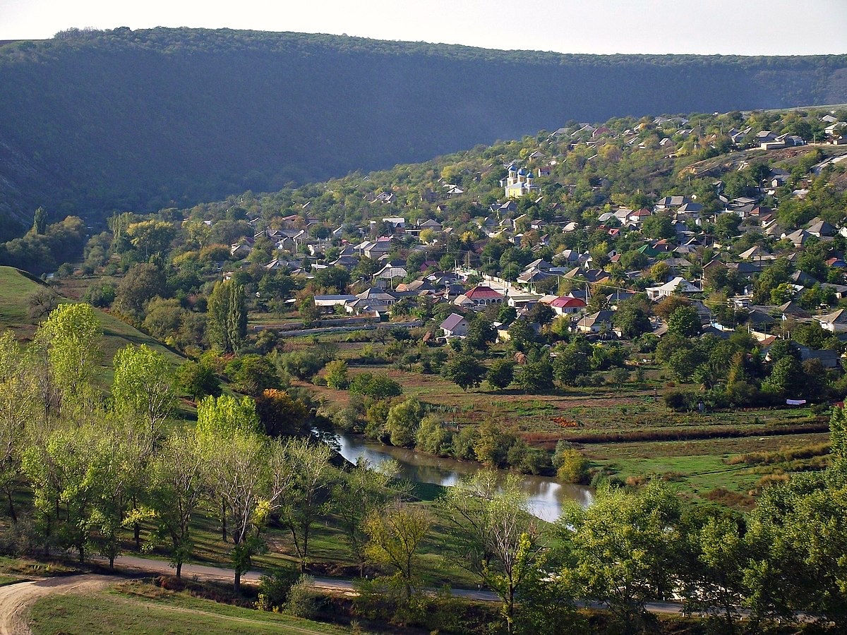 Teren pentru activitate HoReCa în rezervația Trebujeni Orheiul Vechi foto 0